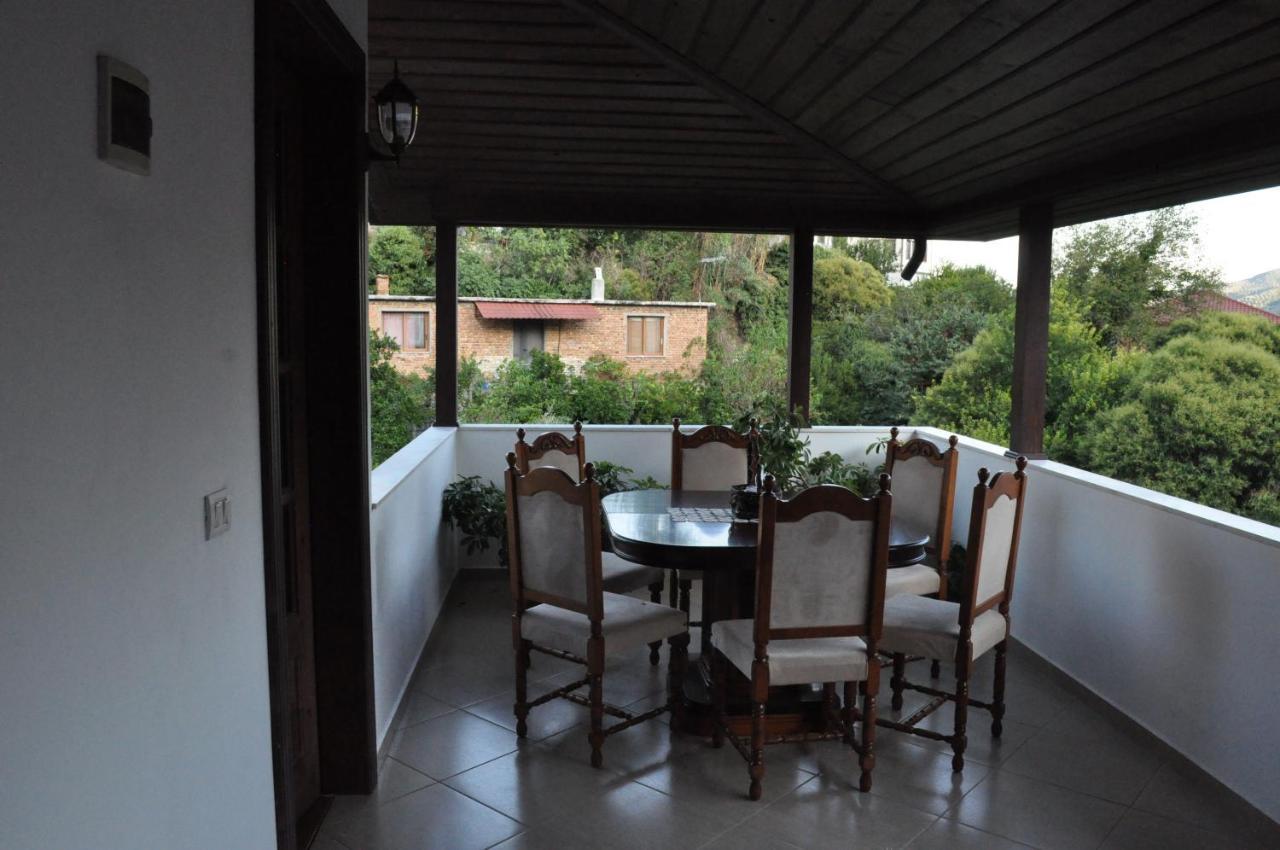 Timber Guest House Berat Extérieur photo