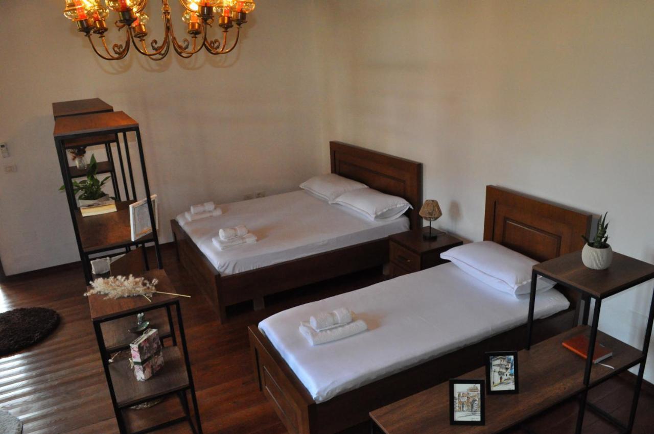 Timber Guest House Berat Extérieur photo
